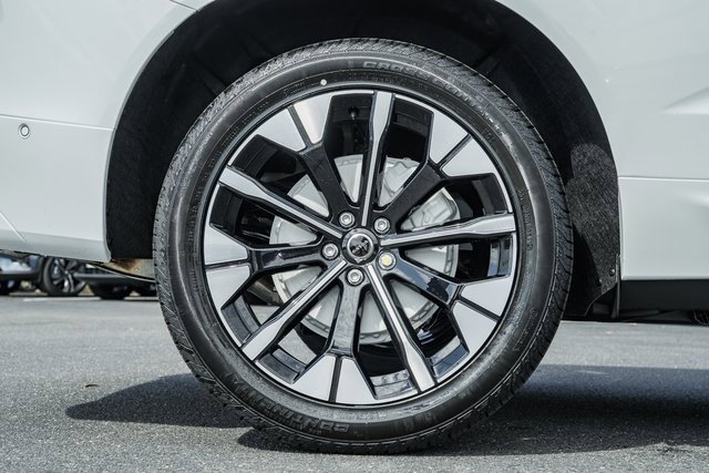 New 2026 Volvo XC60 B5 Plus w/ Protection Package Premier image 16