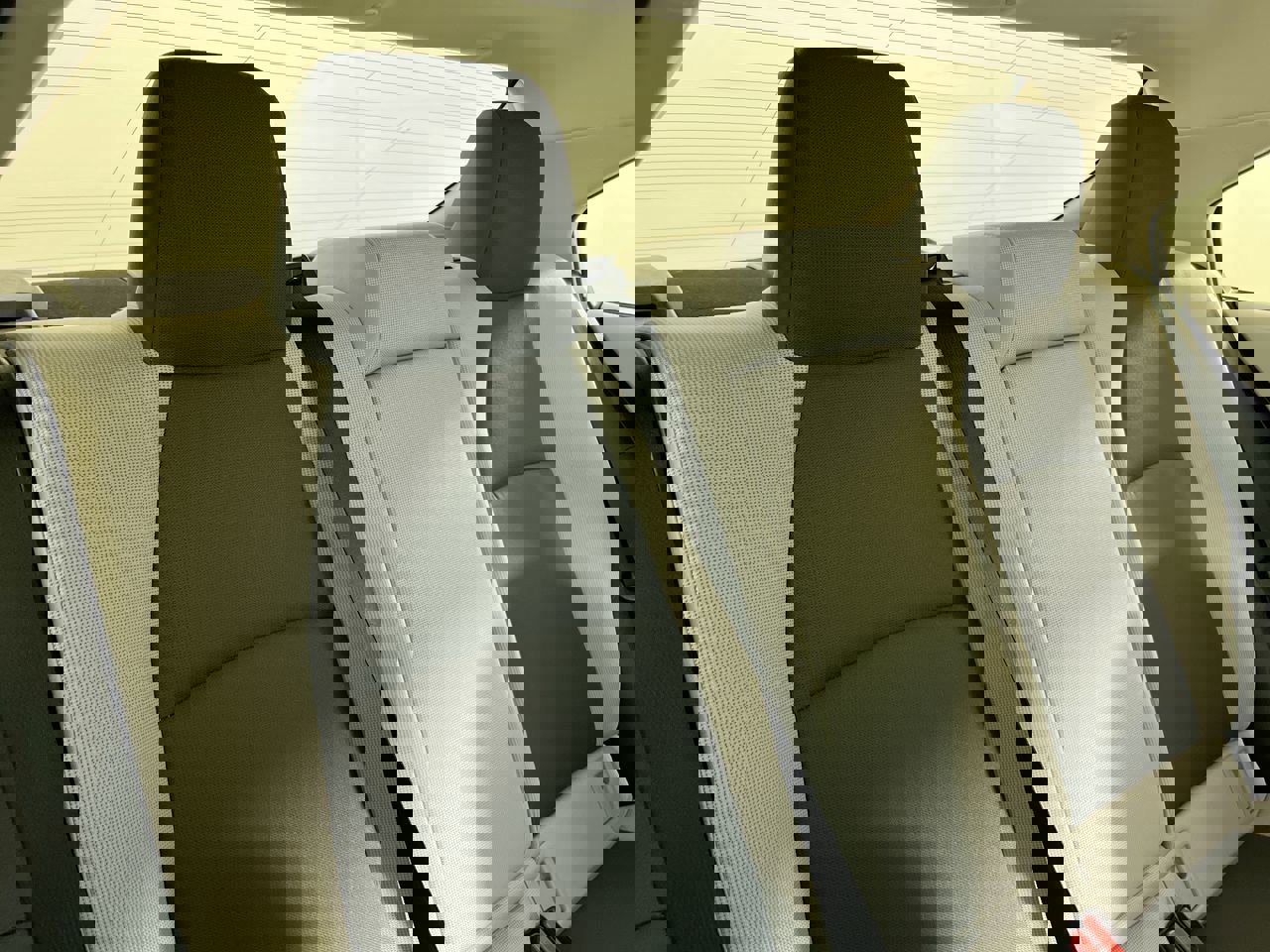 Used 2025 Toyota Corolla LE image 31