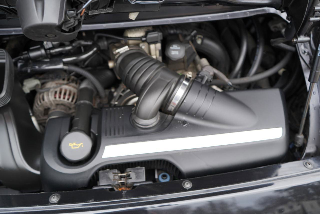 Used 2005 Porsche 911 Carrera image 85