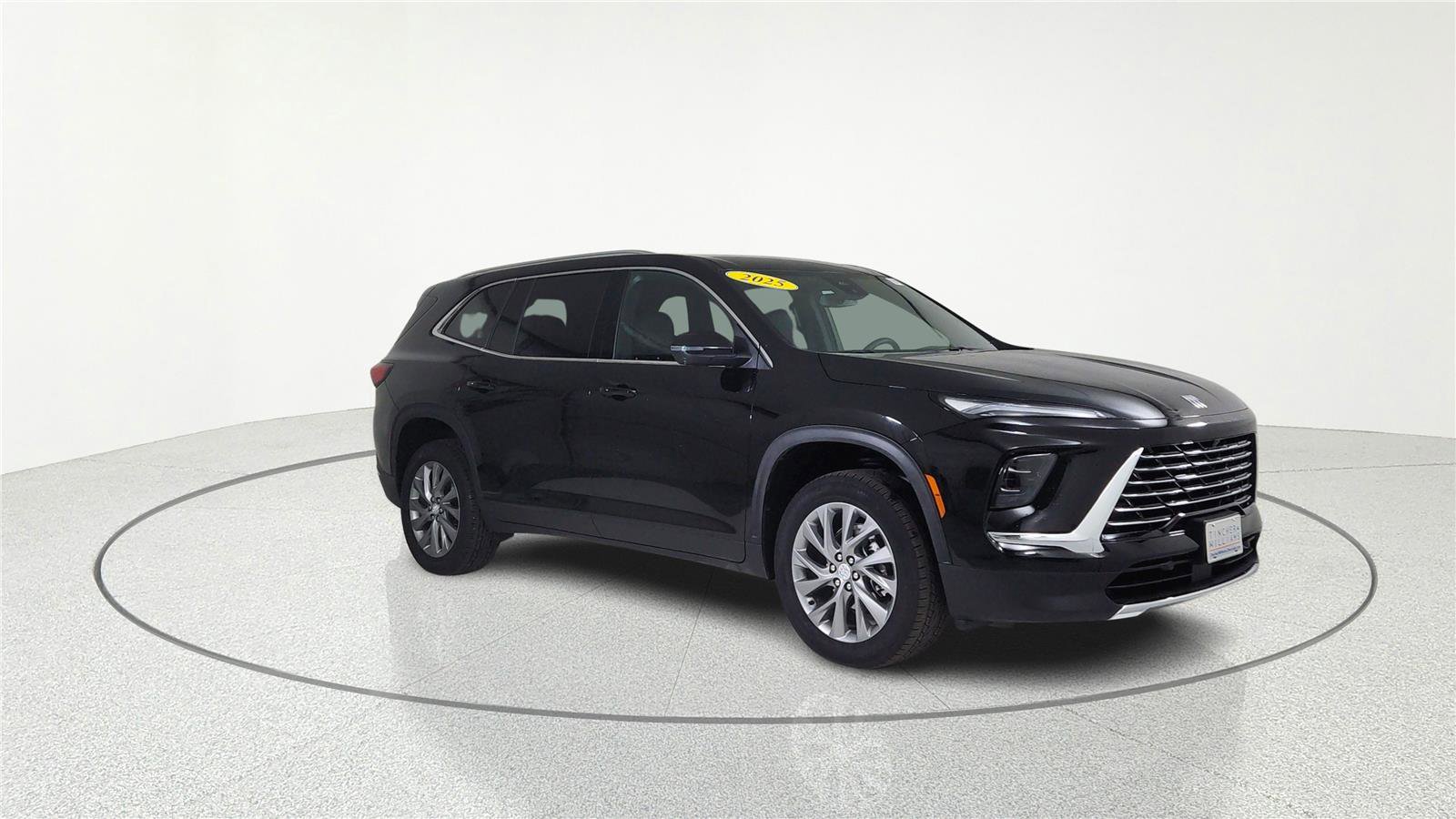 Used 2025 Buick Enclave Preferred image 5