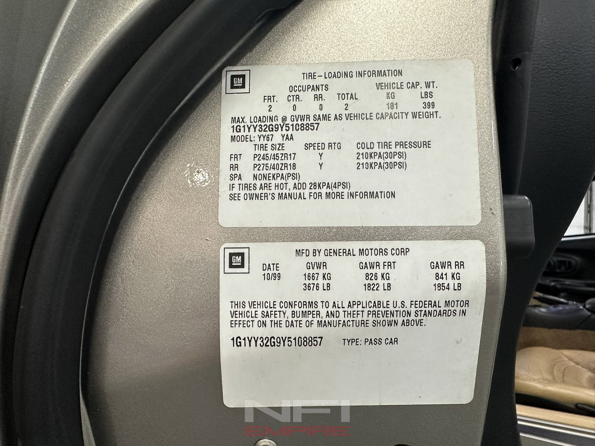 Used 2000 Chevrolet Corvette Convertible w/ Memory Pkg image 49