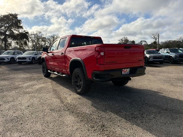 New 2026 Chevrolet Silverado 1500 ZR2 w/ Dark Appearance Package image 9