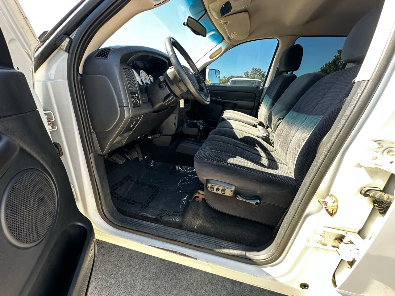 Used 2004 Dodge Ram 3500 Truck SLT w/ Trailer Tow Group image 60