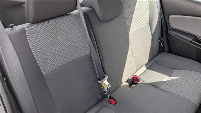 Used 2016 Toyota Yaris L image 22