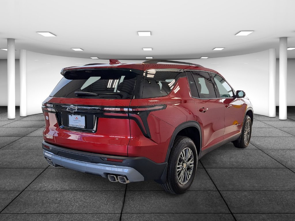 New 2027 Chevrolet Traverse LT w/ Driver Confidence Package FWD image 4