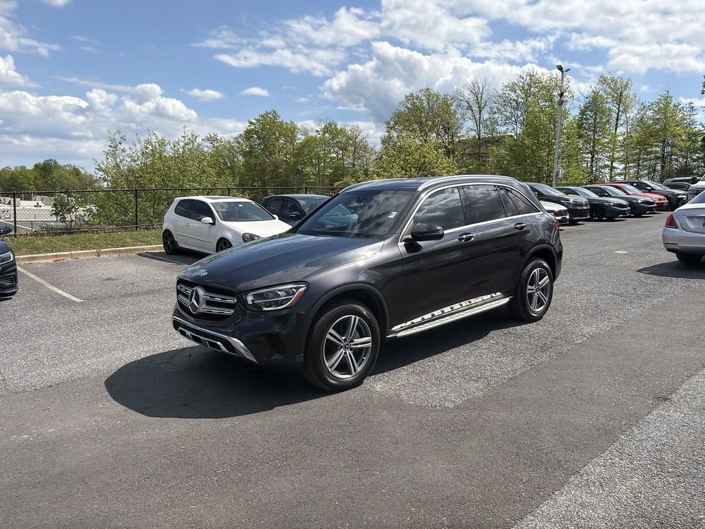 Used 2021 Mercedes-Benz GLC 300 4MATIC image 4