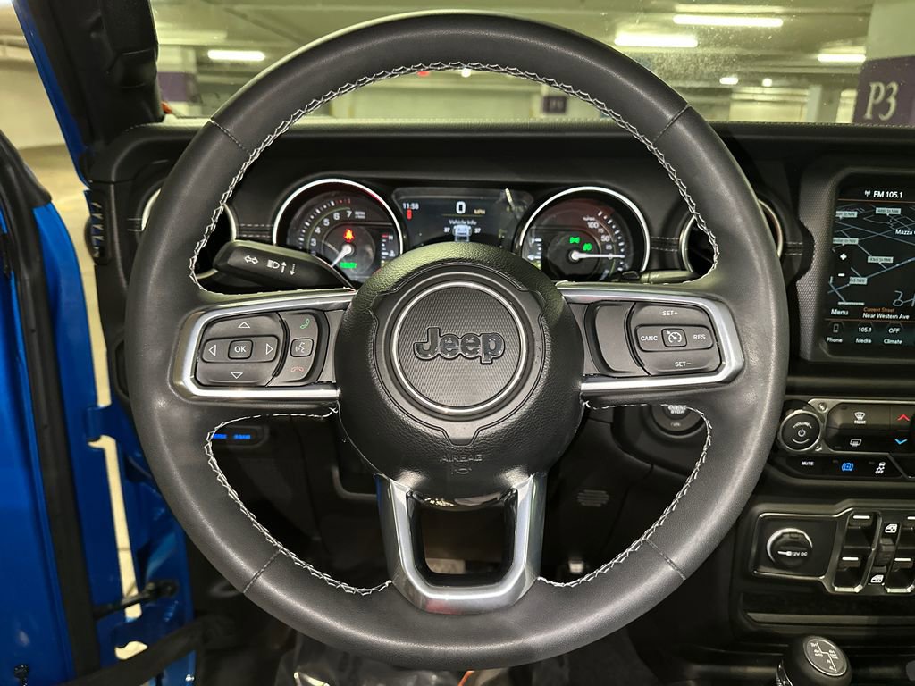 Used 2023 Jeep Wrangler Unlimited Sahara image 22