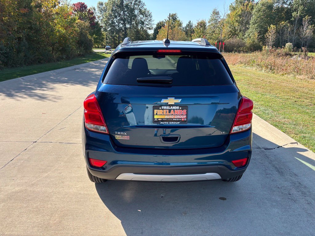 Used 2019 Chevrolet Trax LT w/ LT Convenience Package FWD image 8