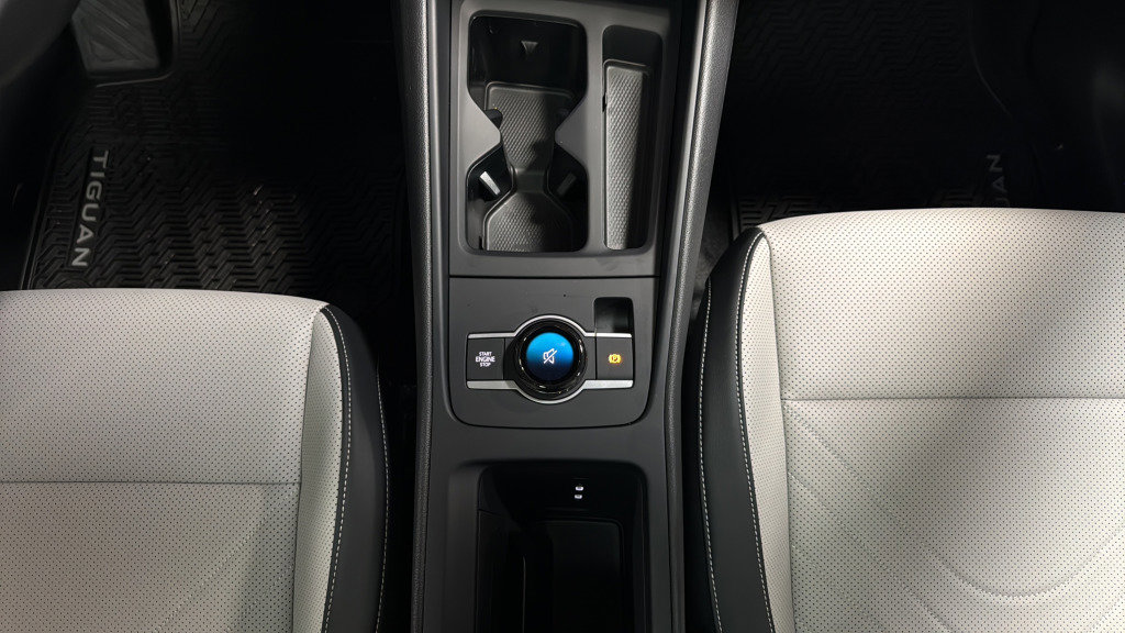 New 2026 Volkswagen Tiguan SE image 35