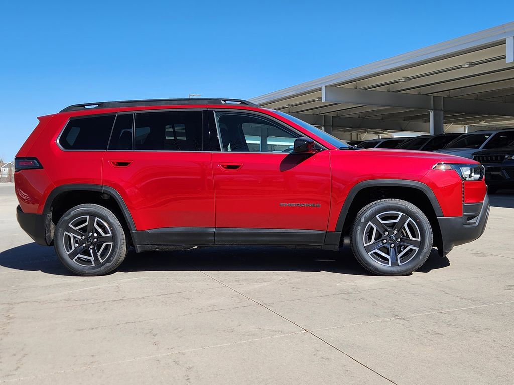 New 2026 Jeep Cherokee Laredo image 2