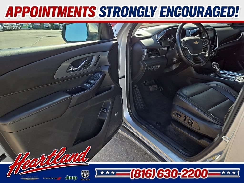 Used 2021 Chevrolet Traverse Premier AWD/4WD image 29