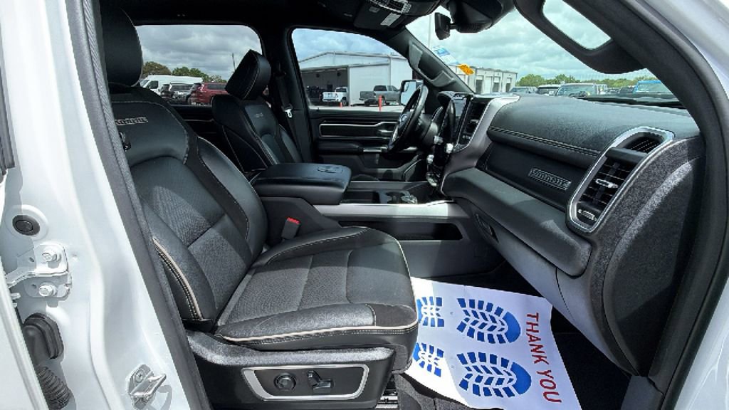 Used 2021 RAM 1500 Laramie image 31