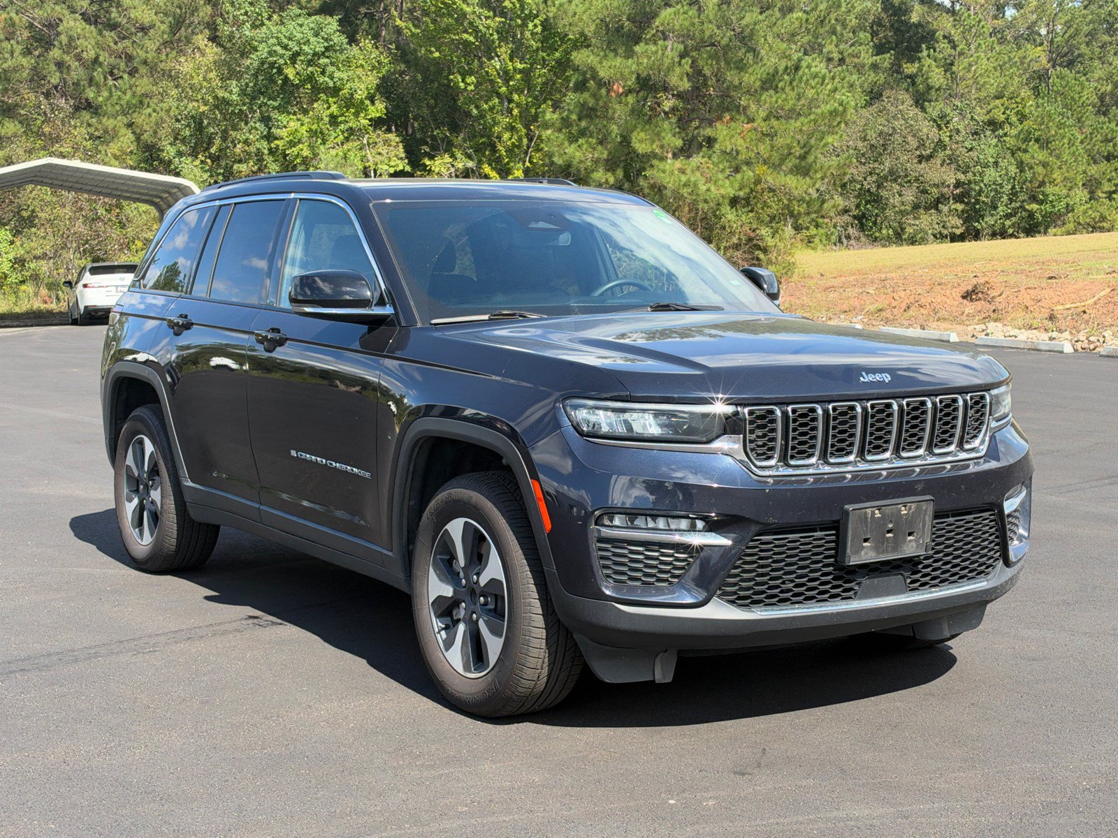 Used 2024 Jeep Grand Cherokee Limited 4xe AWD/4WD image 3