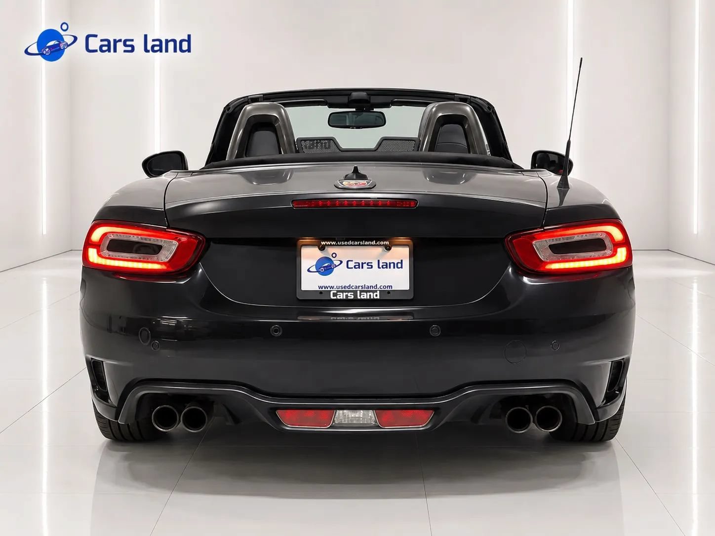 Used 2018 FIAT 124 Spider Abarth w/ Convenience Group RWD image 4