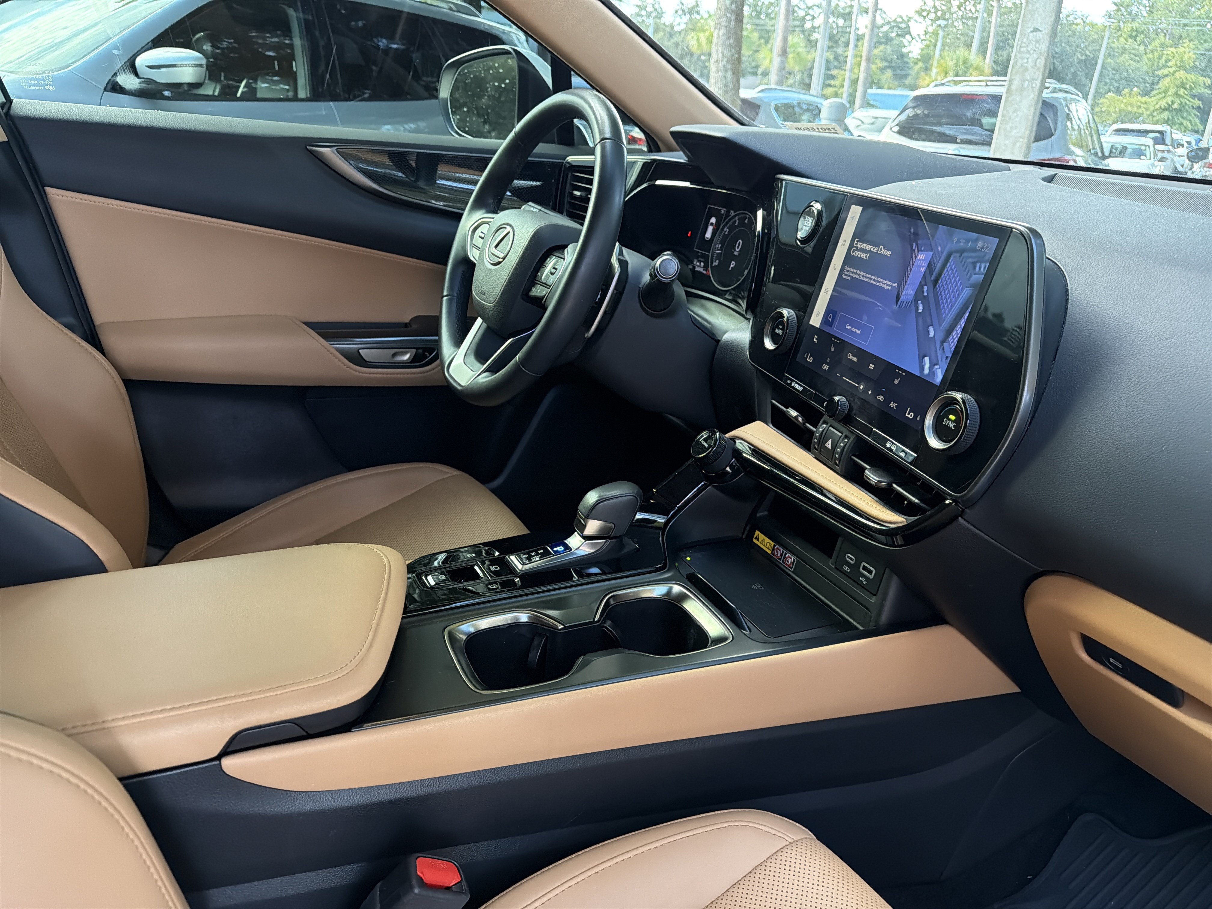 Certified 2025 Lexus NX 250 FWD w/ Accessory Package (2T) image 40