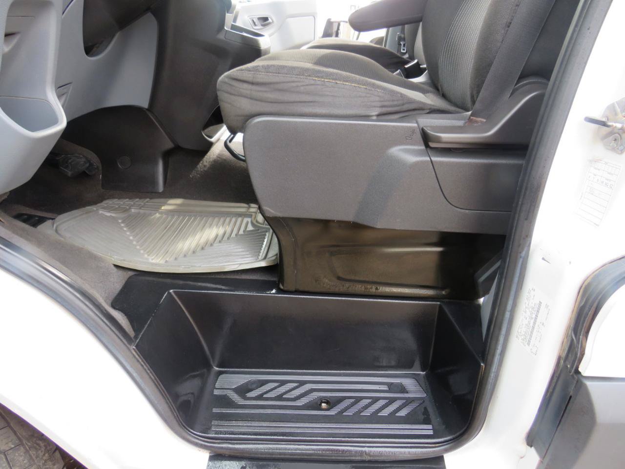 Used 2017 Ford Transit 350 XLT RWD image 36