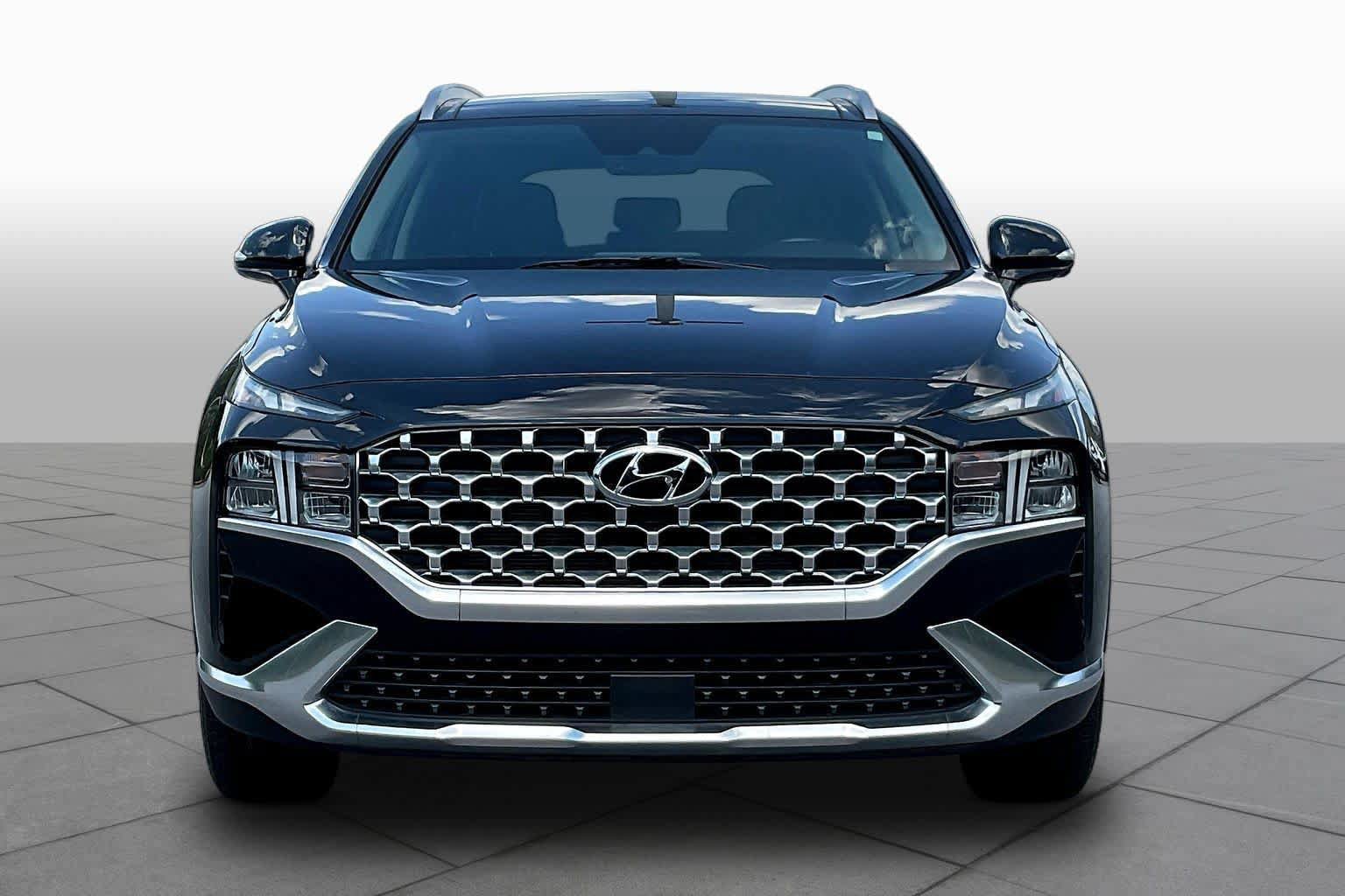 Used 2023 Hyundai Santa Fe SEL w/ Premium Package FWD image 4