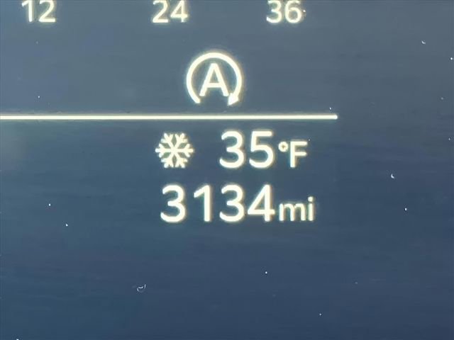 Used 2025 Kia Sorento S image 36