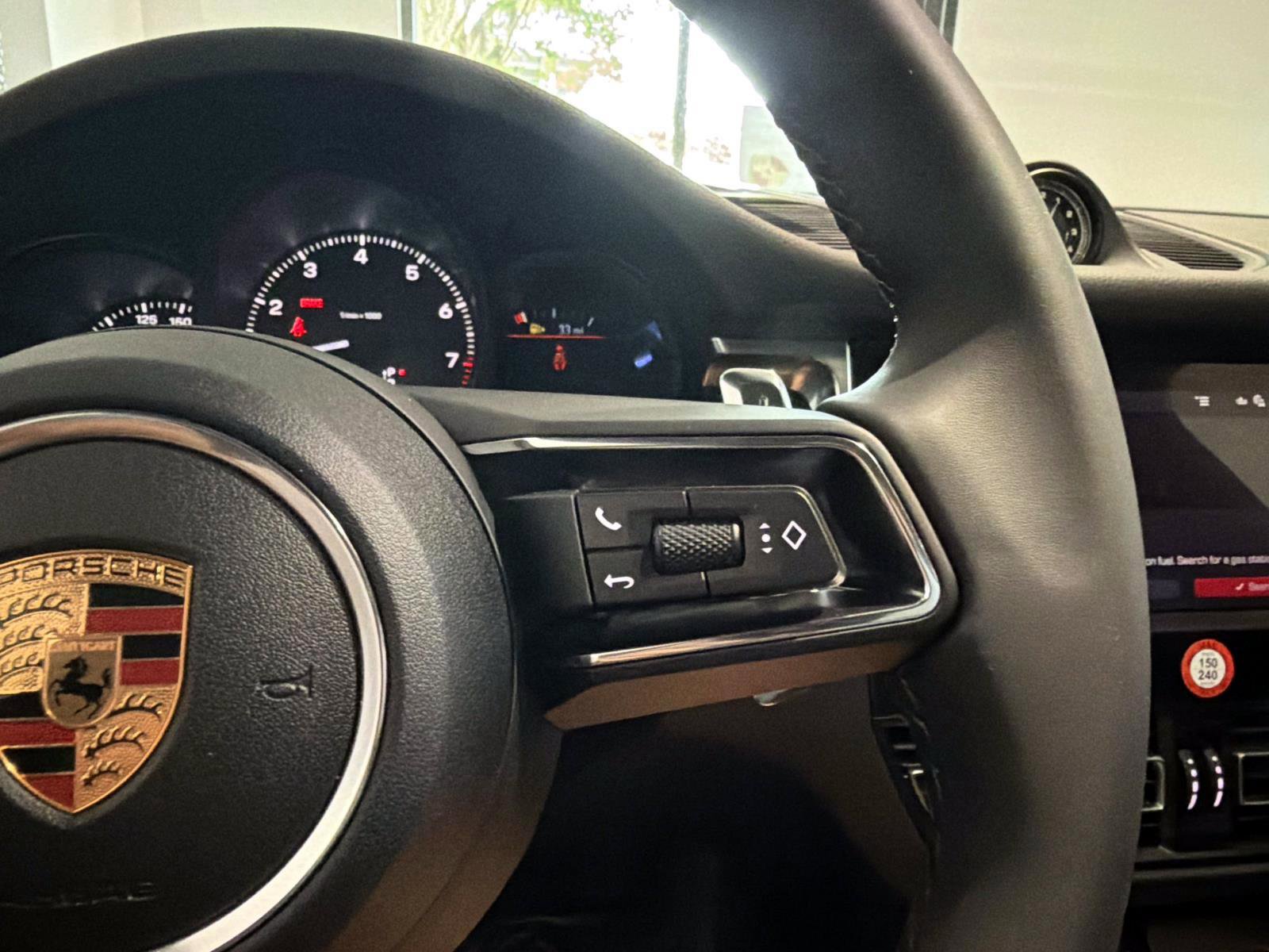New 2026 Porsche Macan image 26