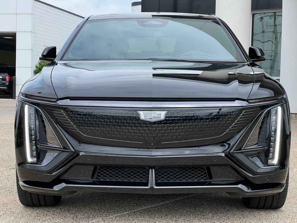 Certified 2026 Cadillac Lyriq V AWD/4WD image 45