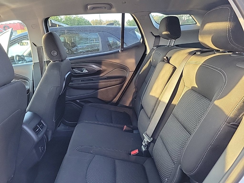 Used 2024 GMC Terrain SLE w/ Driver Convenience Package AWD/4WD image 12