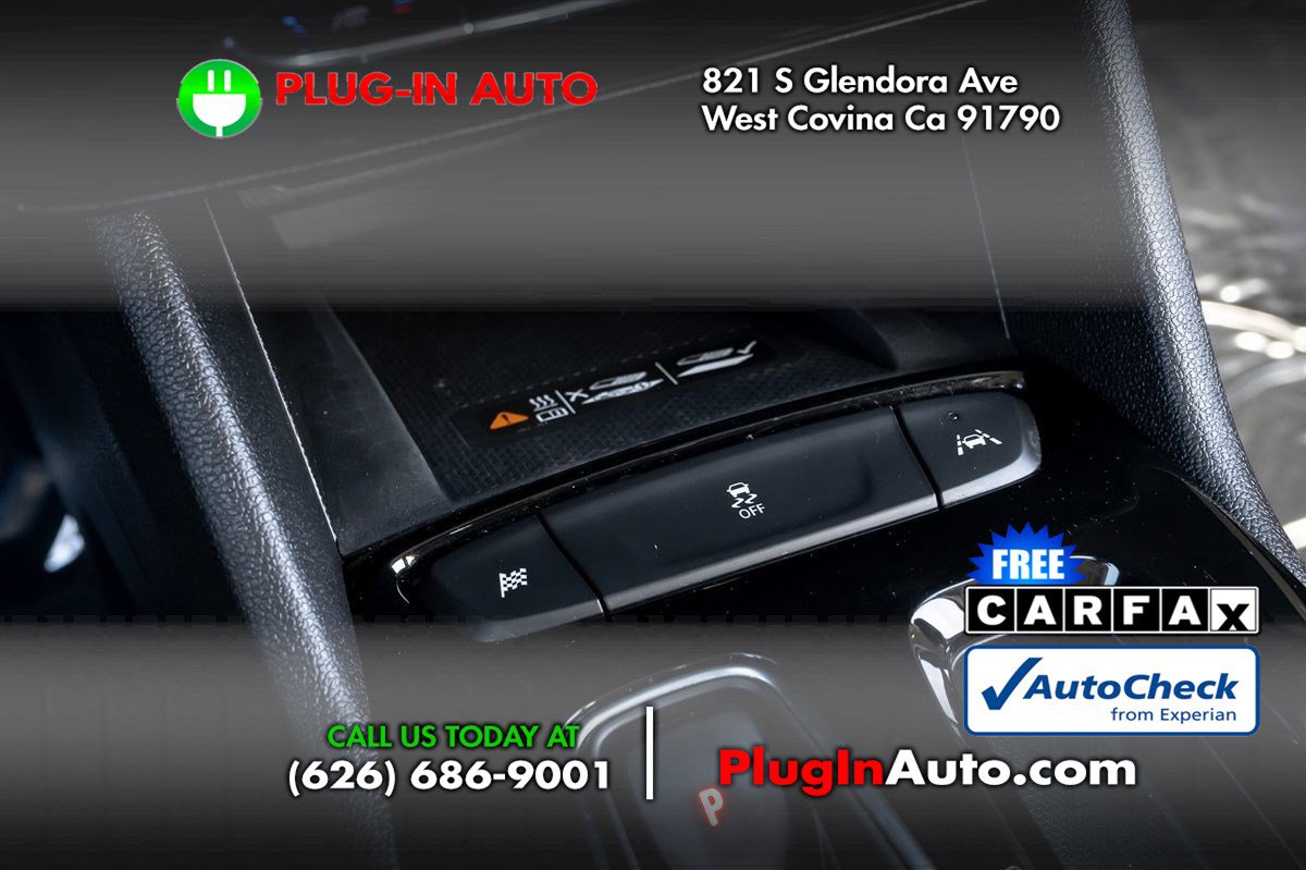 Used 2023 Chevrolet Bolt EUV LT w/ Convenience Package image 23