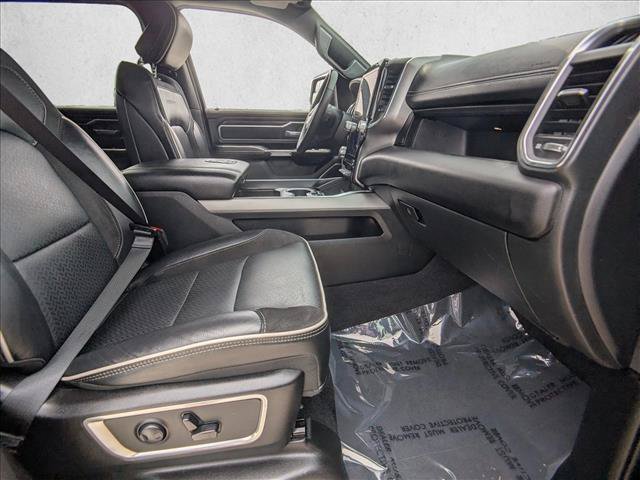 Used 2025 RAM 1500 Laramie AWD/4WD image 18