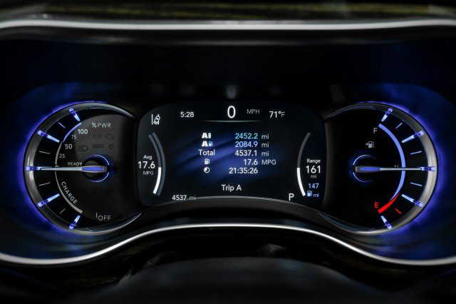 Used 2023 Chrysler Pacifica Pinnacle image 17