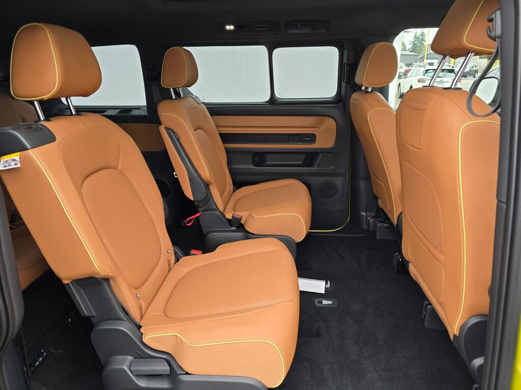 New 2025 Volkswagen ID. Buzz Pro S Plus image 33