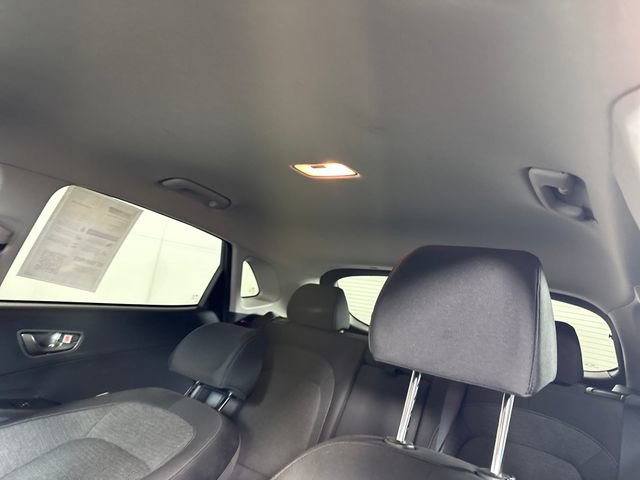 Used 2021 Hyundai Kona SEL image 12