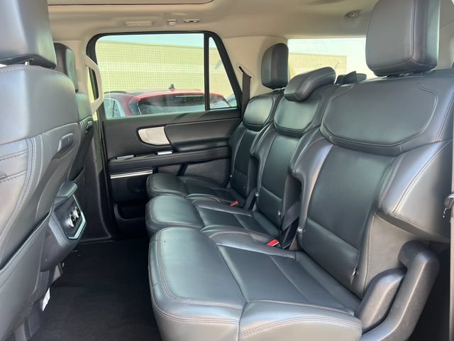 Certified 2025 Ford Expedition Max Active AWD/4WD image 4