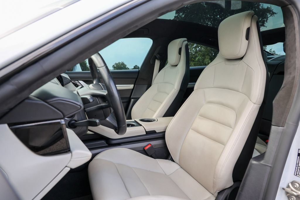 Certified 2021 Porsche Taycan AWD/4WD image 5