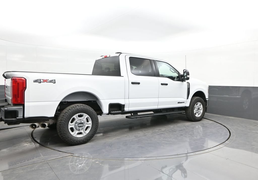 Certified 2025 Ford F250 XLT AWD/4WD image 15