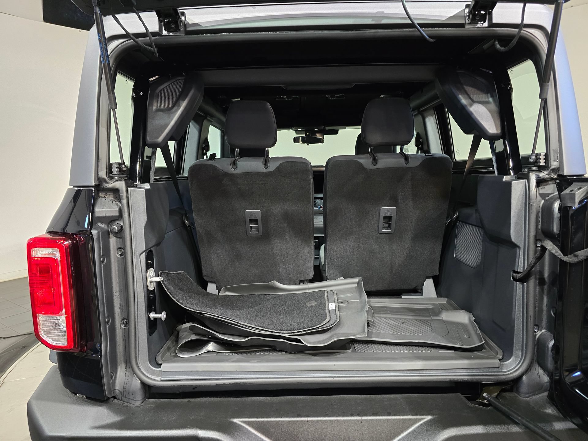 New 2025 Ford Bronco 2-Door AWD/4WD image 10