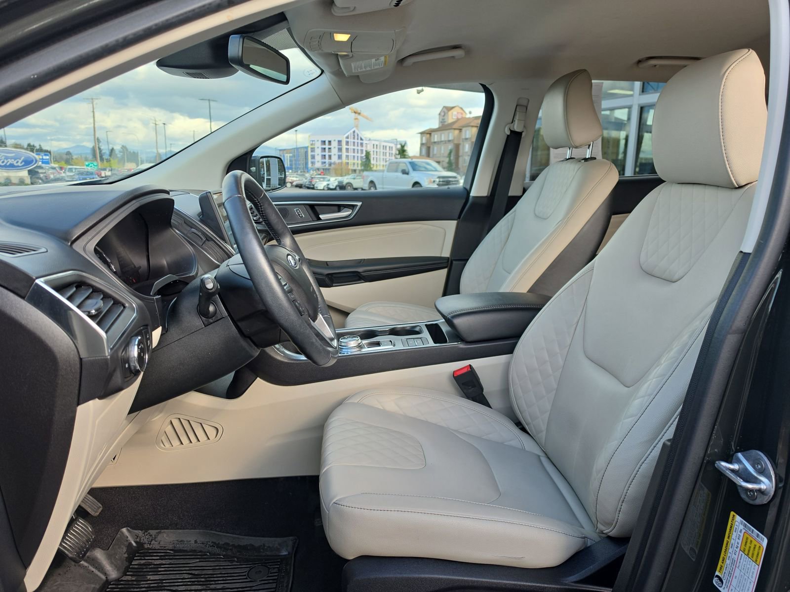 Used 2023 Ford Edge Titanium w/ Cargo Accessory Package image 10