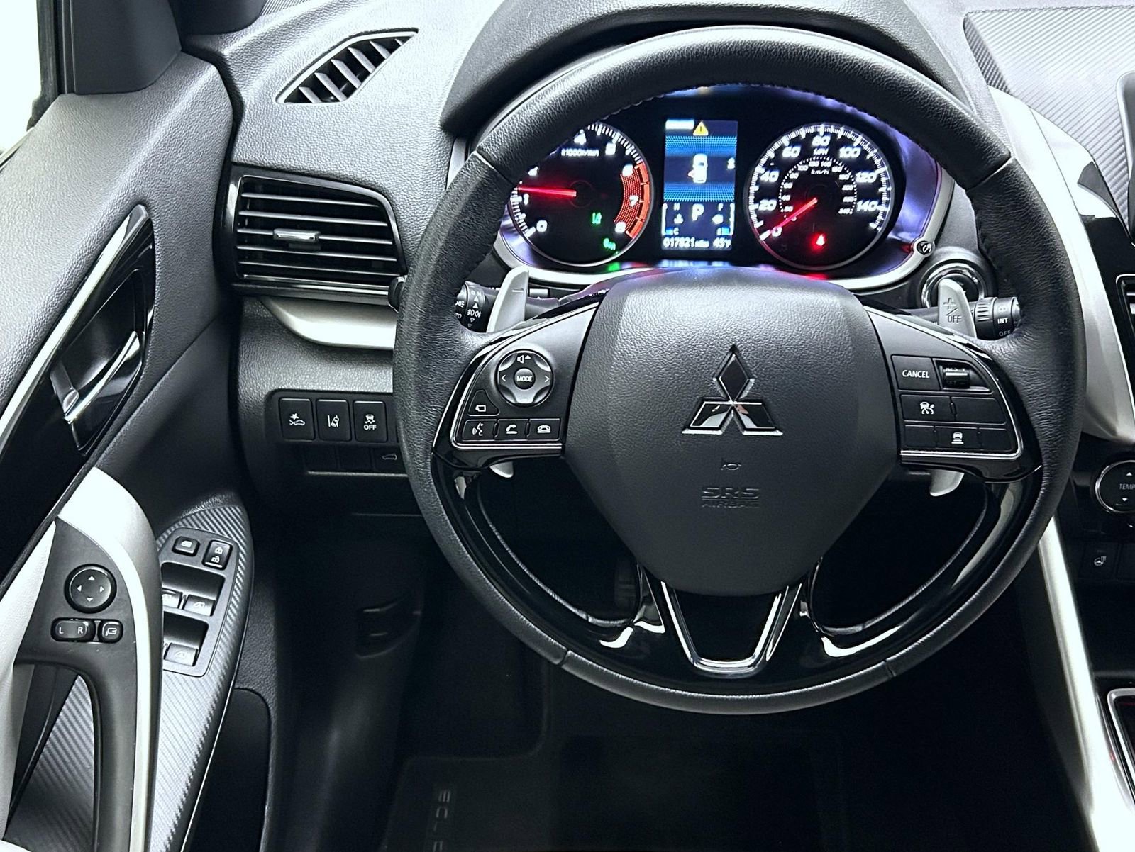 Used 2024 Mitsubishi Eclipse Cross SEL image 12