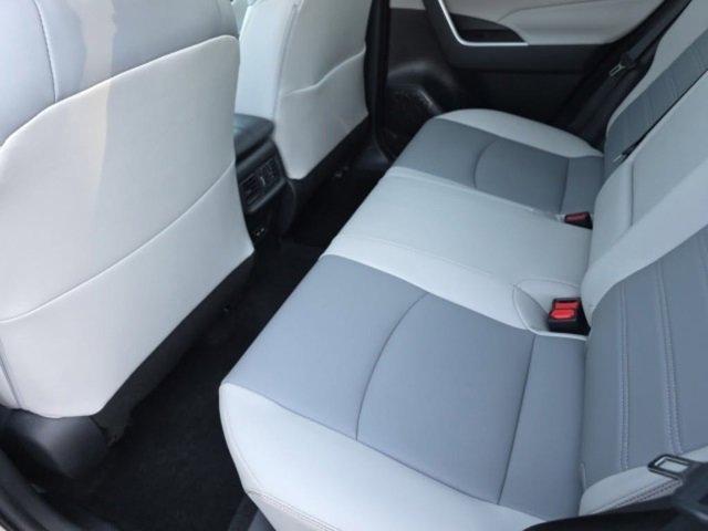 Certified 2023 Toyota RAV4 XLE Premium image 10