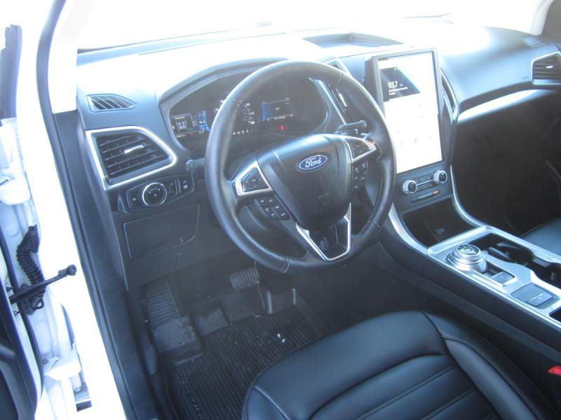 Used 2023 Ford Edge SEL w/ Convenience Package image 11