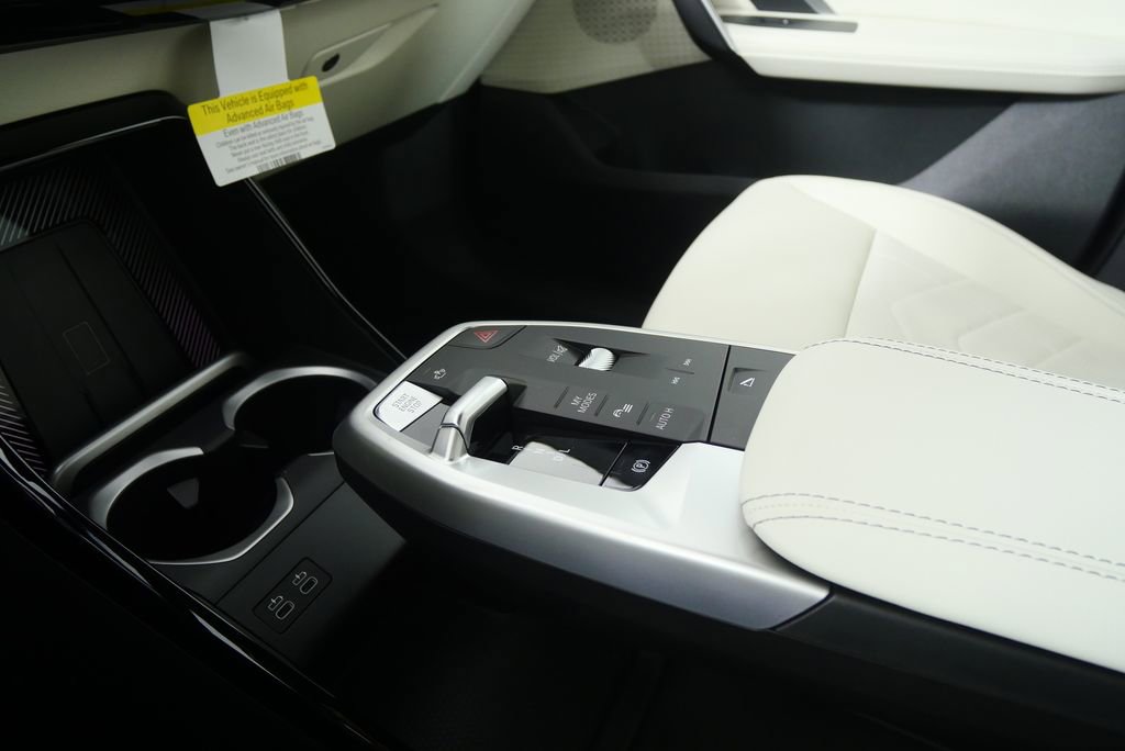 Used 2026 BMW X1 xDrive28i w/ Technology Package image 24