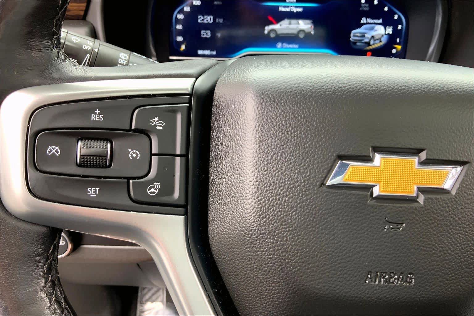 Used 2022 Chevrolet Tahoe Premier AWD/4WD image 25