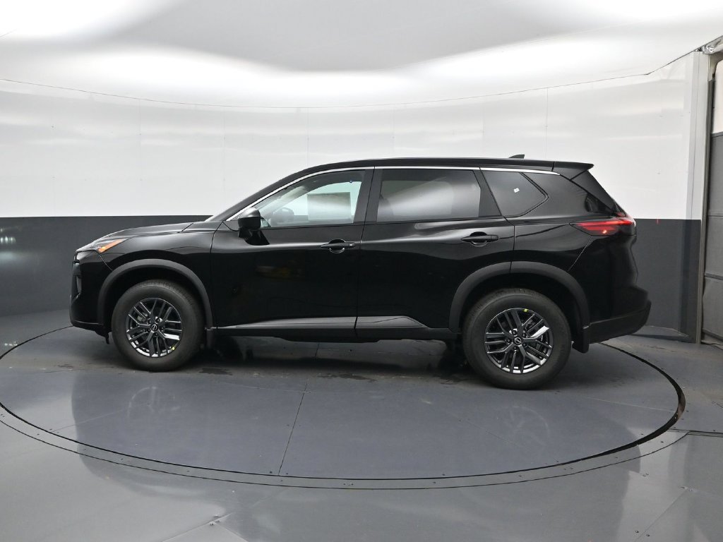 New 2026 Nissan Rogue S FWD image 5