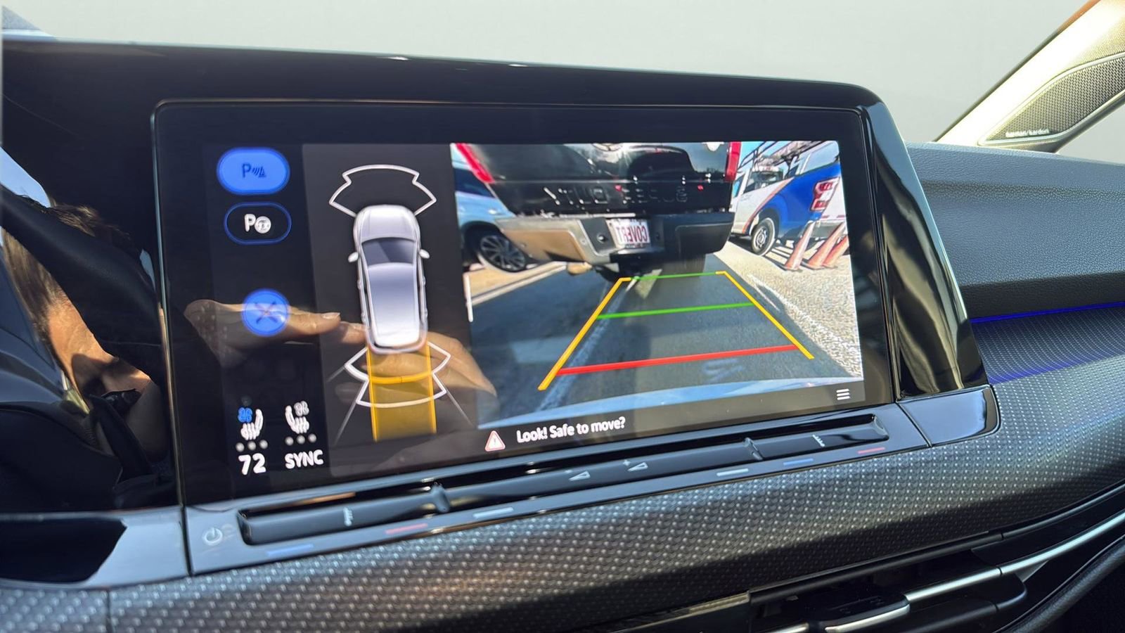 Used 2024 Volkswagen Golf R image 19