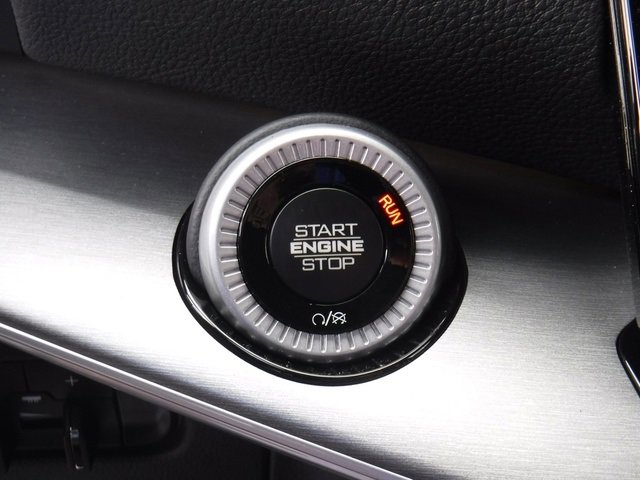 New 2025 Jeep Wagoneer Series II image 24