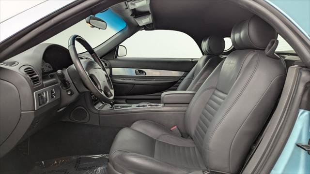 Used 2002 Ford Thunderbird RWD image 13