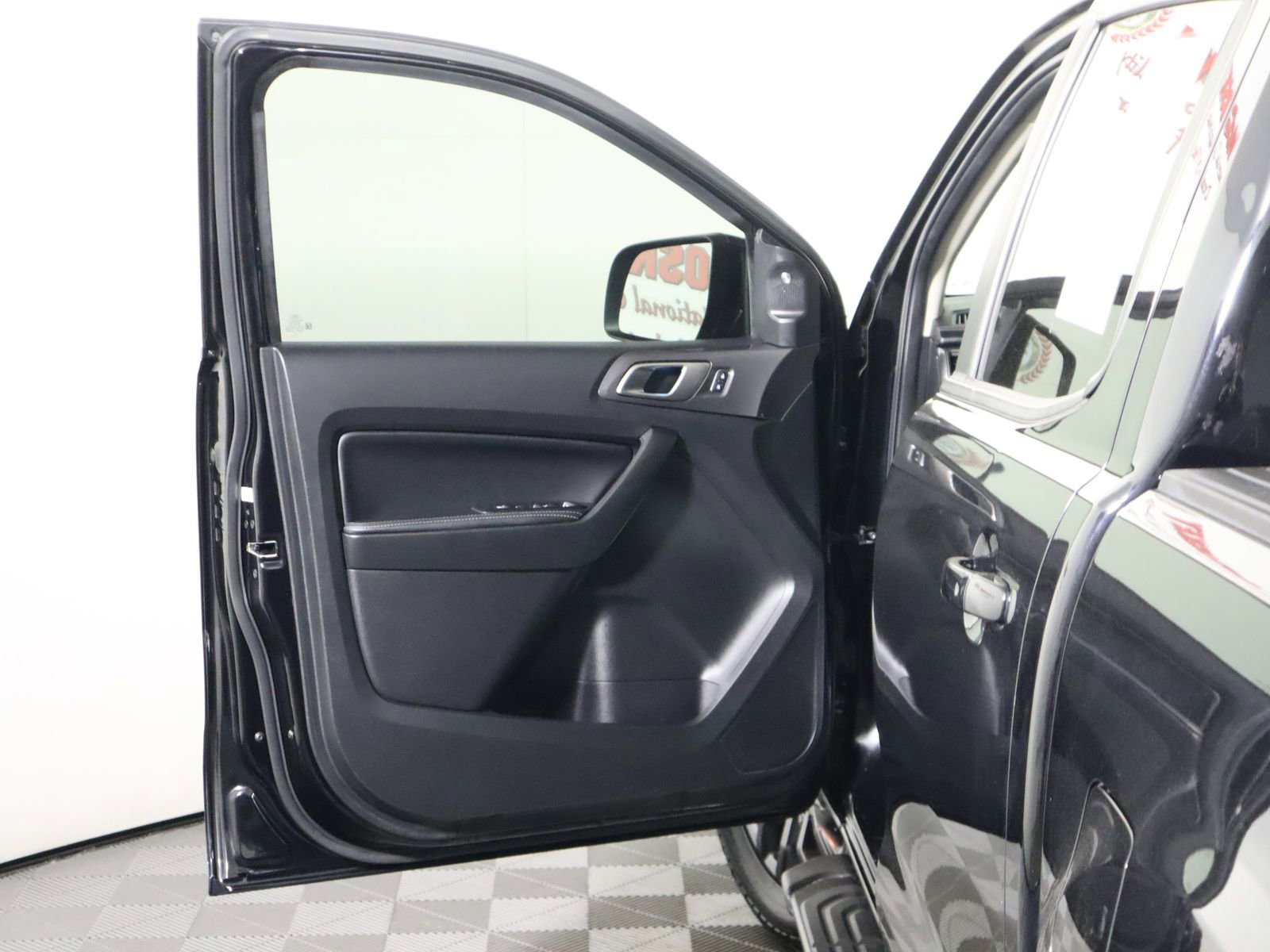 Used 2019 Ford Ranger Lariat w/ Equipment Group 501A Mid AWD/4WD image 24