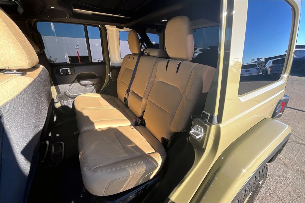 Used 2025 Jeep Wrangler Unlimited Sport S 4xe AWD/4WD image 23