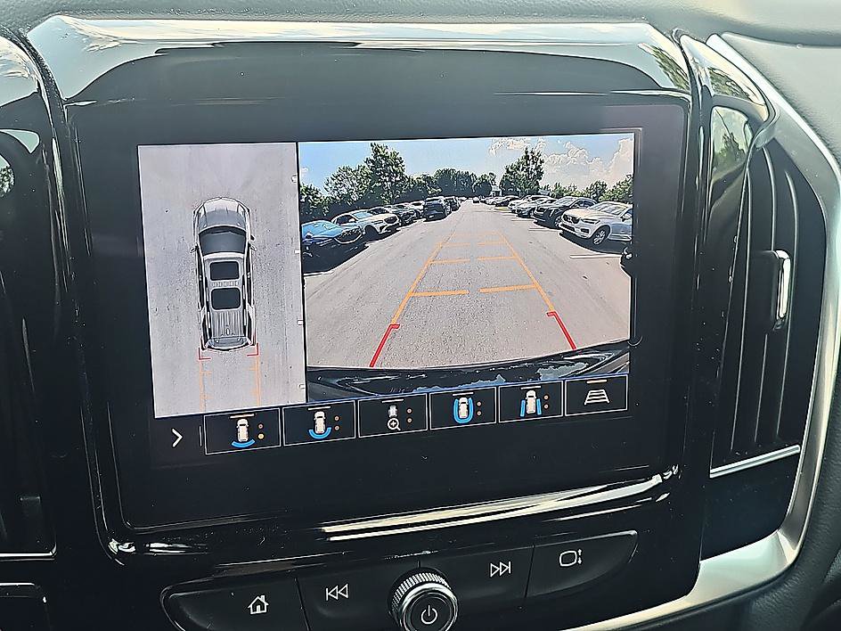 Used 2021 Chevrolet Traverse RS w/ LPO, Floor Liner Package AWD/4WD image 27