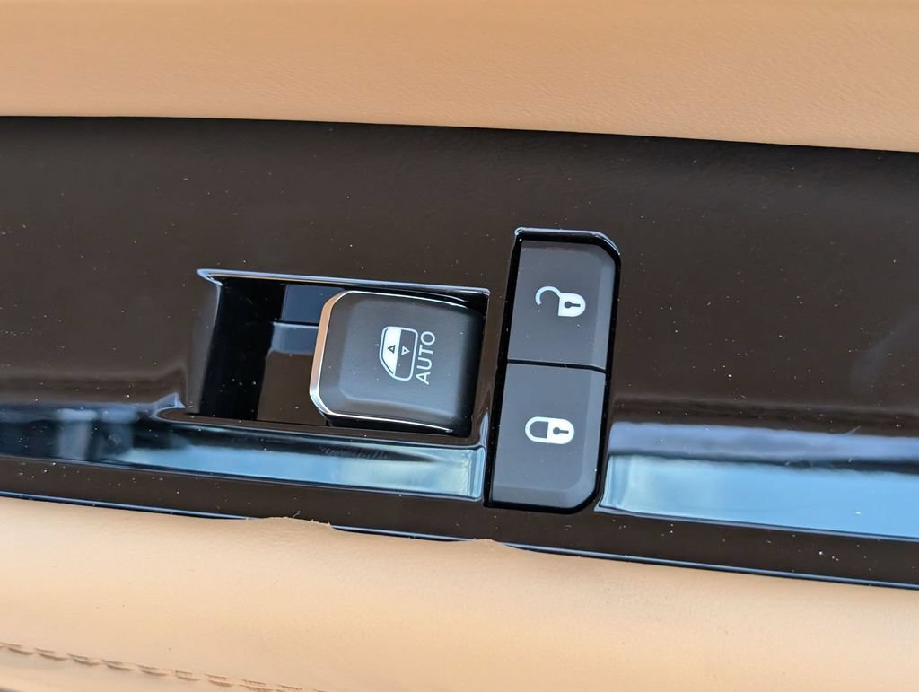 New 2026 Jeep Grand Wagoneer L Summit AWD/4WD image 35