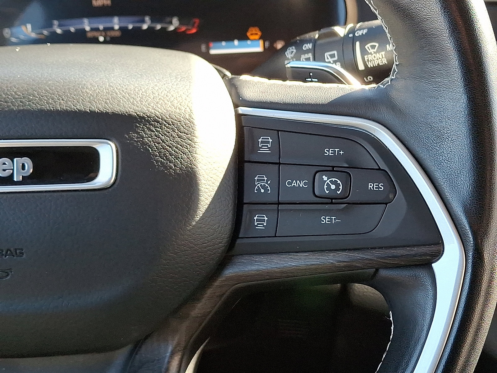 Used 2021 Jeep Grand Cherokee L Limited image 23