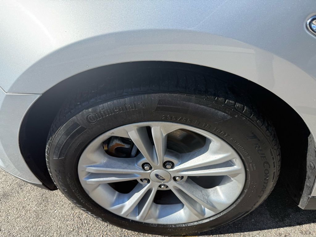 Used 2016 Ford Taurus SEL w/ Equipment Group 201A image 36